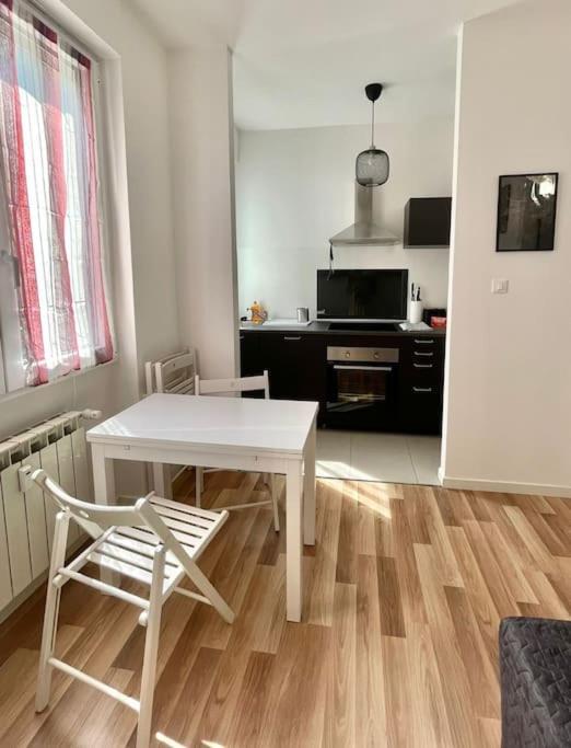 Leia Home W/Private Parking In Old Town Trieszt Kültér fotó